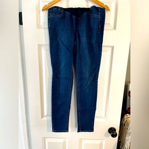 Maternity jeans
